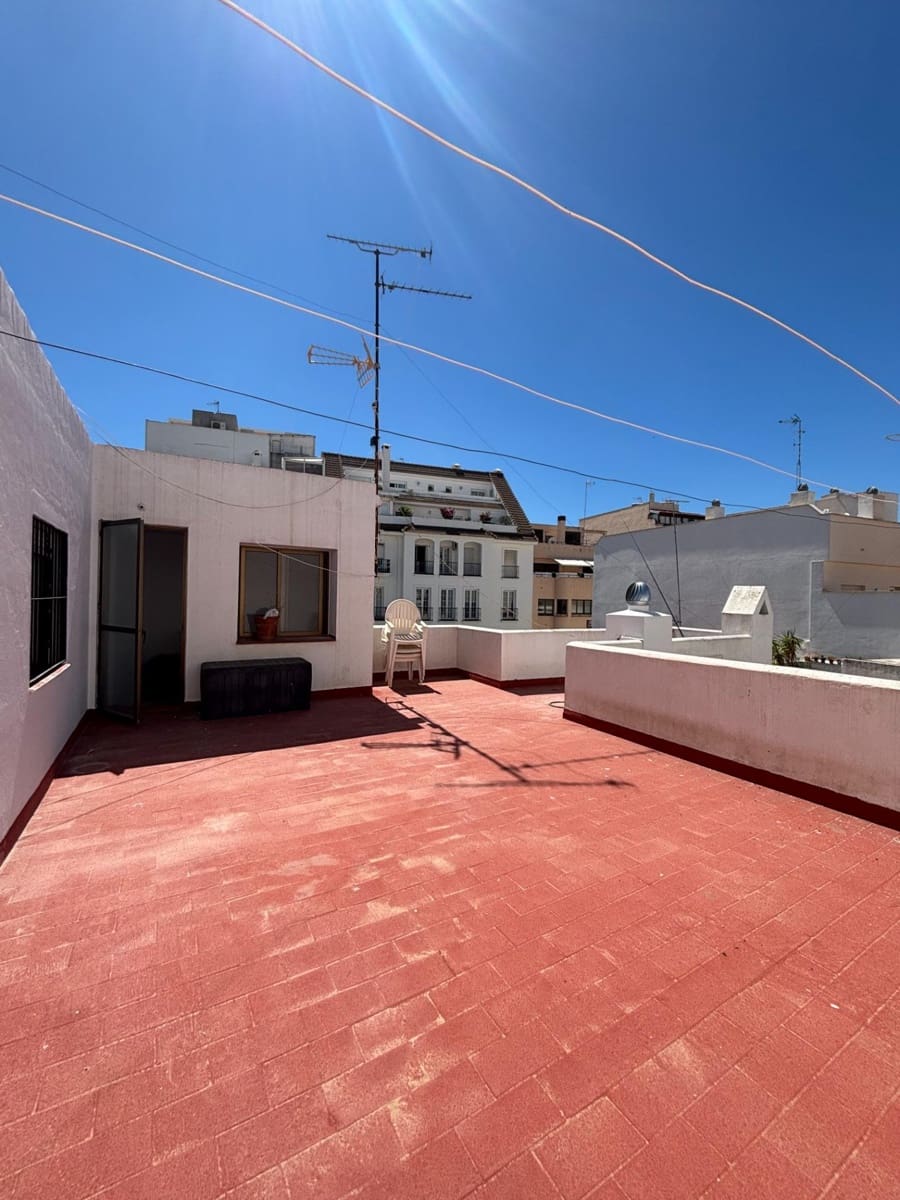 3 sovrum Lägenhet till salu i Estepona - 425 000 € (Ref: 9818252)