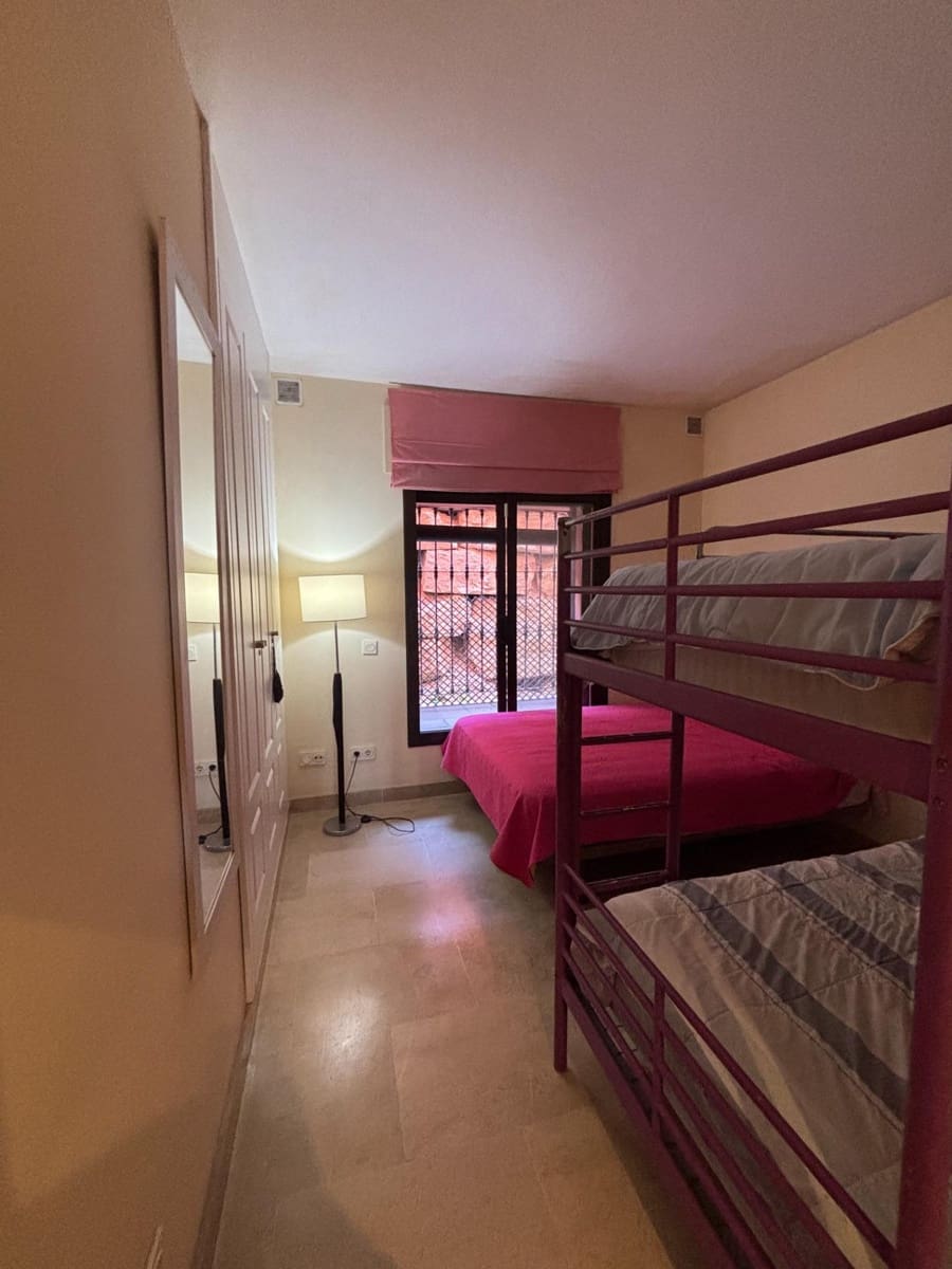 2 bedroom Apartment for sale in San Luis de Sabinillas with garage - € 260,000 (Ref: 9825274)