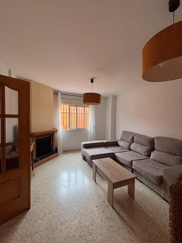 3 sovrum Radhus att hyra i La Línea de la Concepción - 900 € (Ref: 9913196)