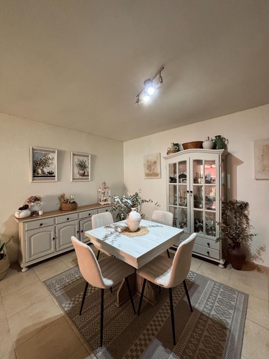 3 sovrum Lägenhet till salu i Estepona - 385 000 € (Ref: 9915856)