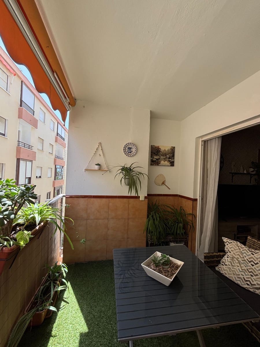 3 sovrum Lägenhet till salu i Estepona - 385 000 € (Ref: 9915856)