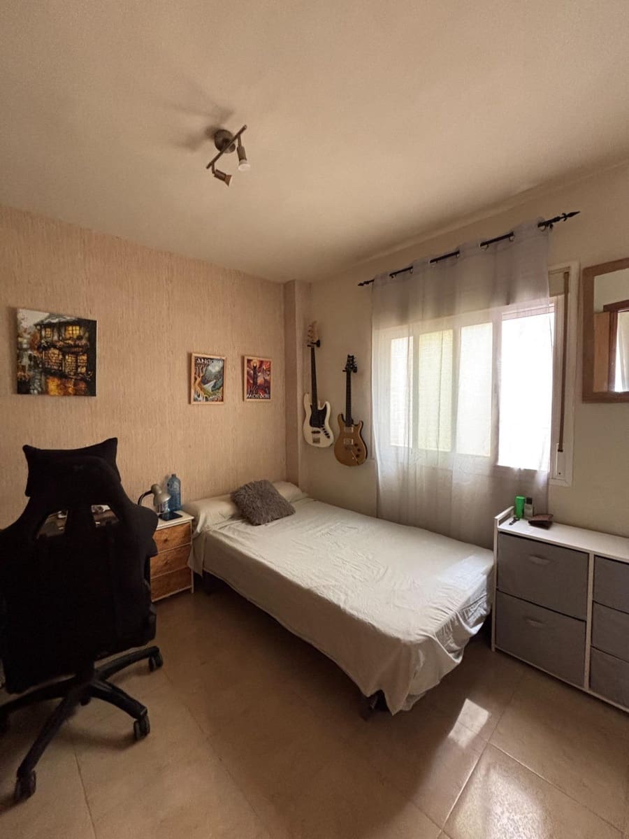 3 sovrum Lägenhet till salu i Estepona - 385 000 € (Ref: 9915856)