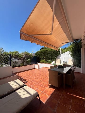 3 chambre Villa/Maison Mitoyenne à vendre à Seghers, Estepona - 590 000 € (Ref: 9936656)