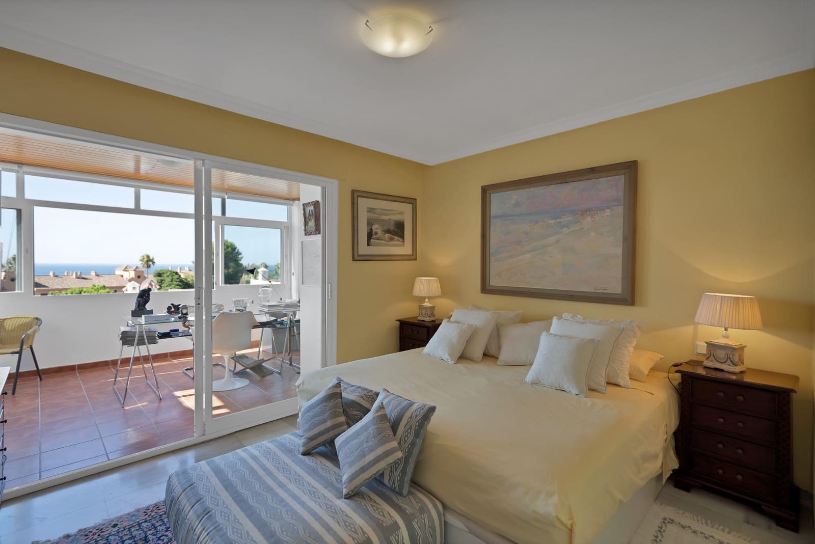 3 bedroom Terraced Villa for sale in Estepona - € 590,000 (Ref: 9936656)