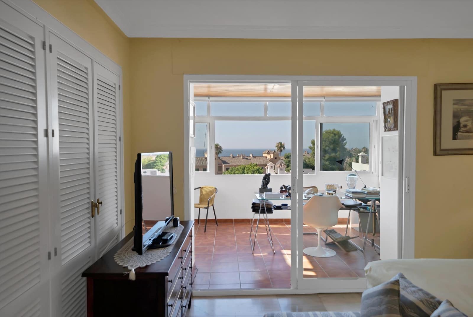 3 bedroom Terraced Villa for sale in Estepona - € 590,000 (Ref: 9936656)