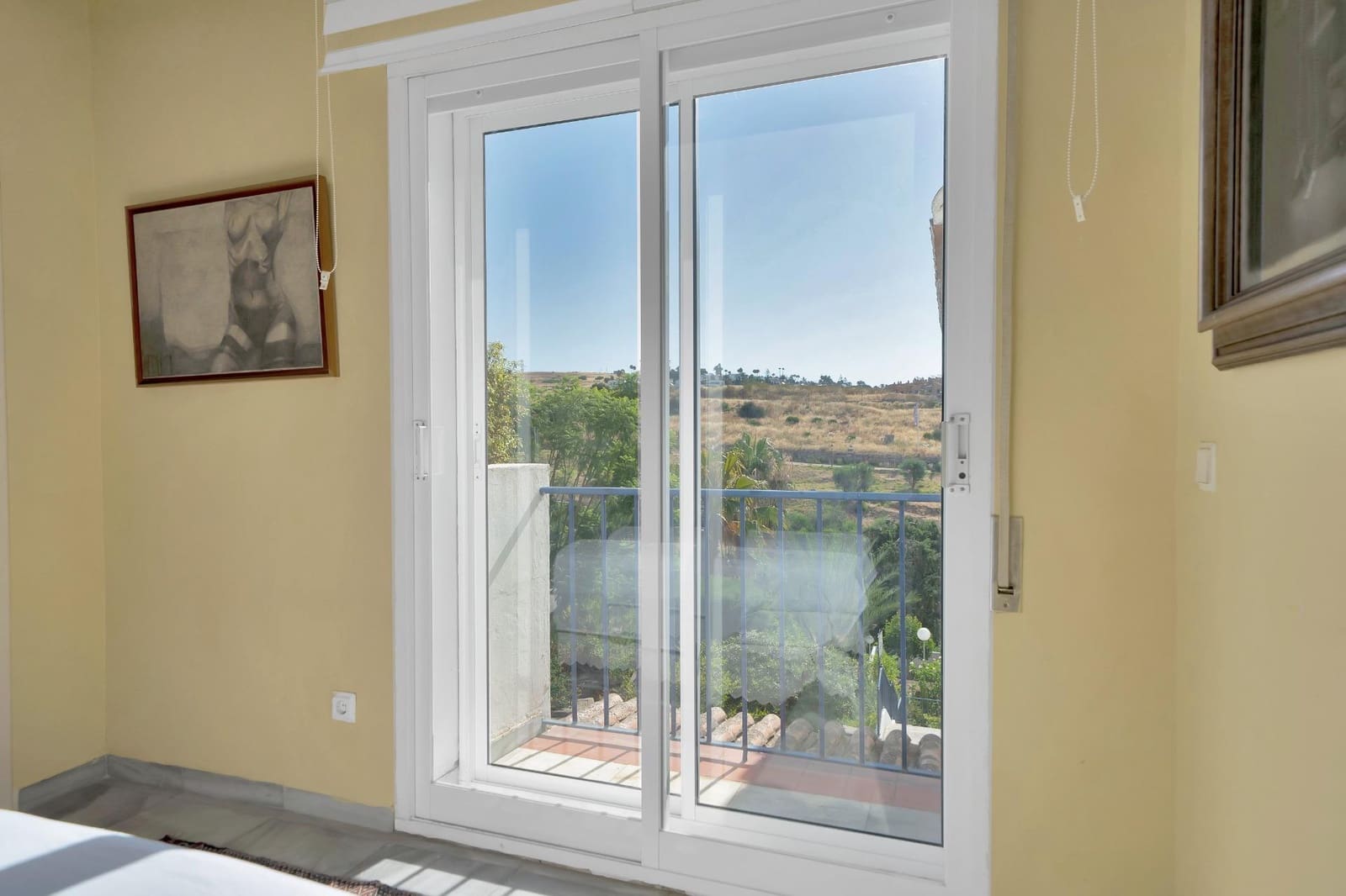 3 bedroom Terraced Villa for sale in Estepona - € 590,000 (Ref: 9936656)