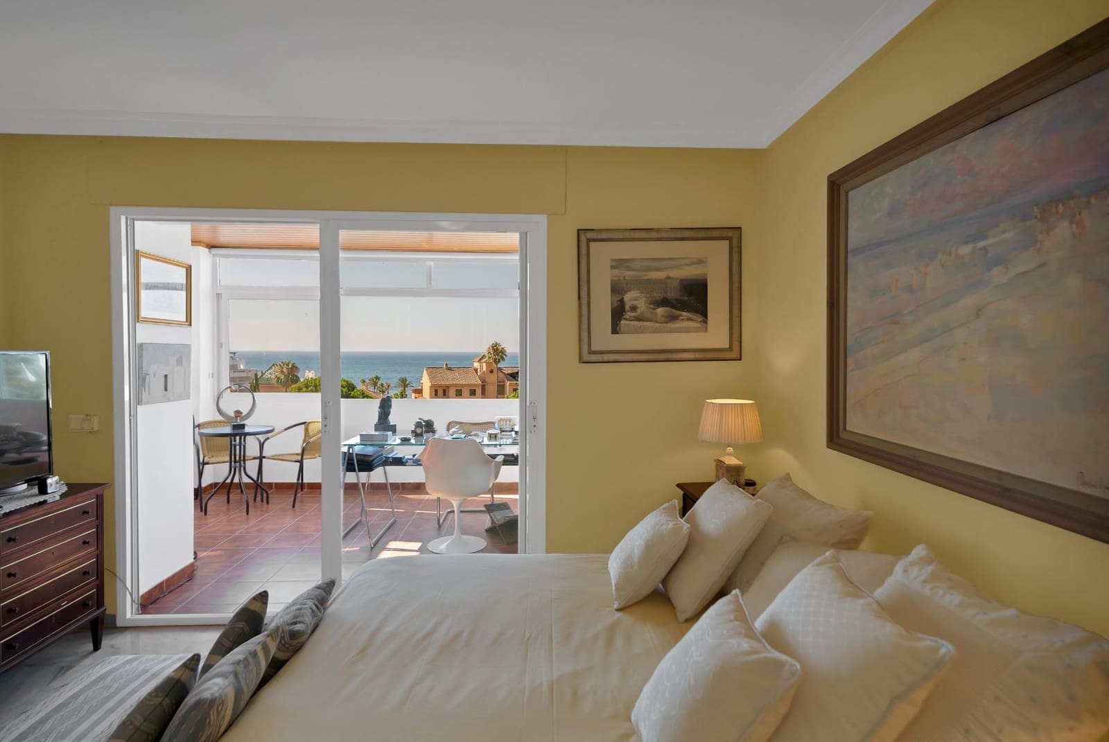 3 bedroom Terraced Villa for sale in Estepona - € 590,000 (Ref: 9936656)