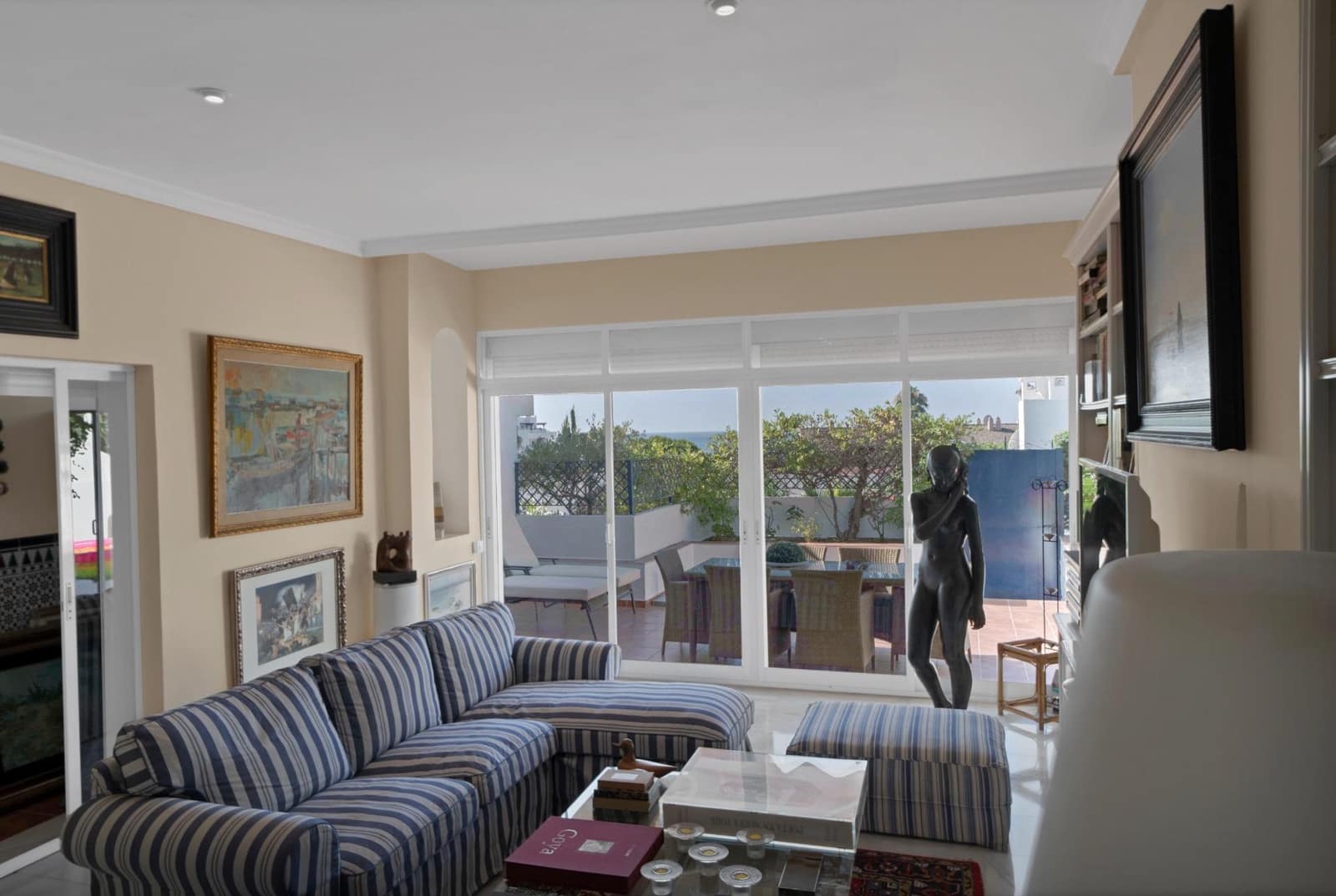 3 bedroom Terraced Villa for sale in Estepona - € 590,000 (Ref: 9936656)
