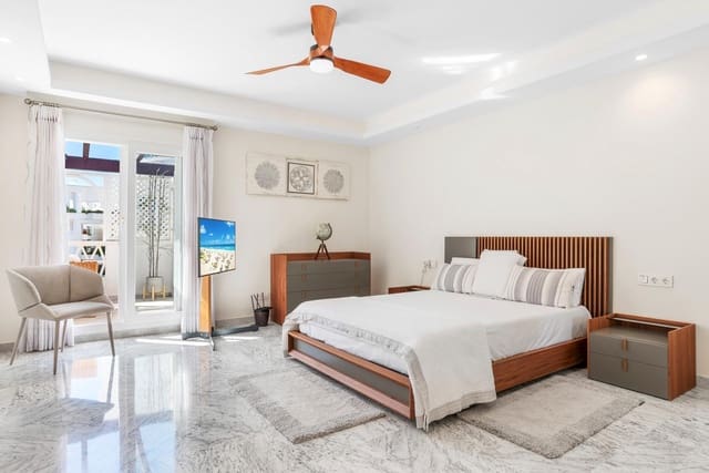 3 chambre Appartement à vendre à Puerto Banus, Marbella avec garage - 1 595 000 € (Ref: 9938222)