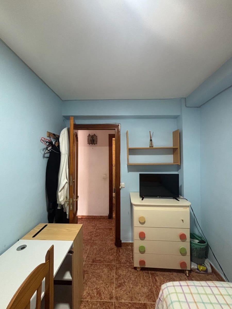 3 soverom Leilighet til salgs i Estepona - € 219 000 (Ref: 9975461)