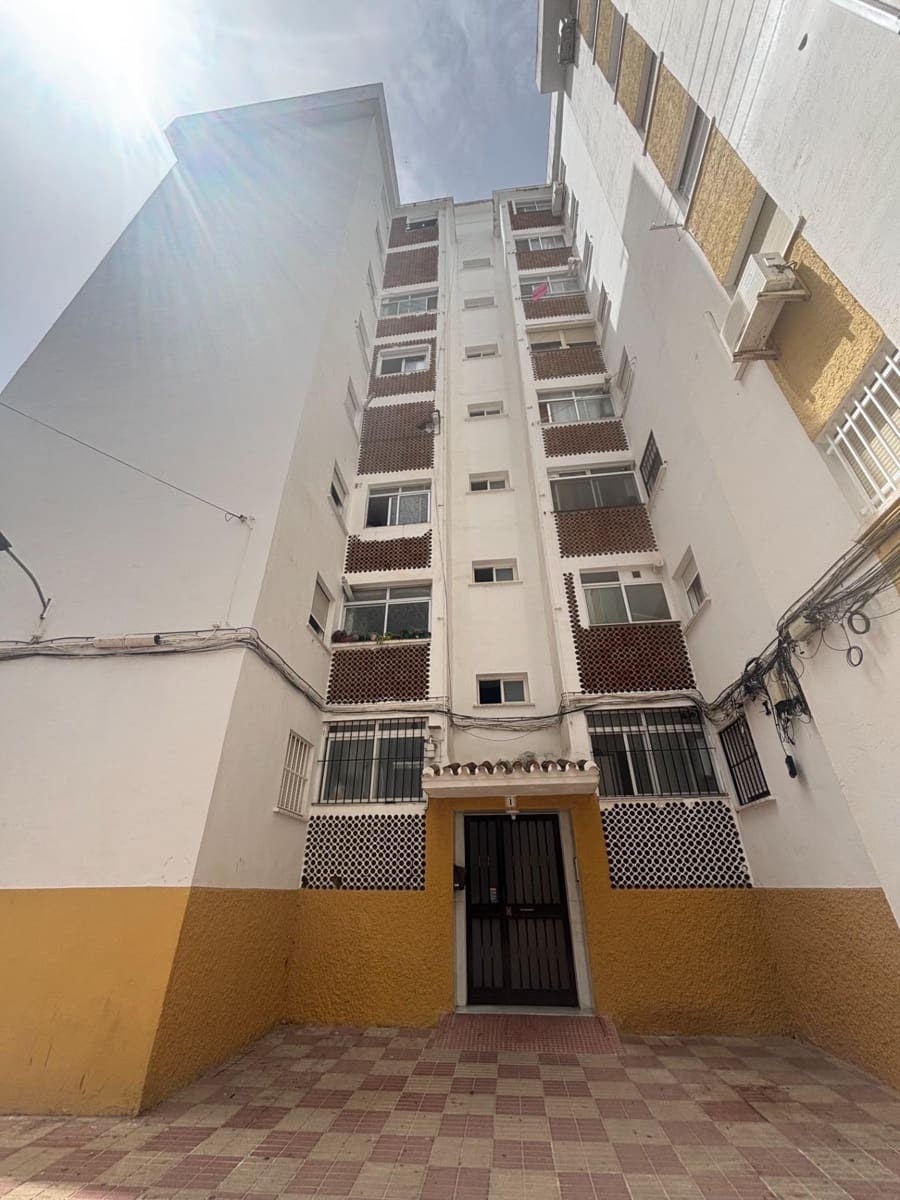 3 soverom Leilighet til salgs i Estepona - € 219 000 (Ref: 9975461)