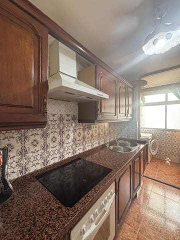 3 bedroom Flat for sale in Centro, Estepona - € 219,000 (Ref: 9975461)