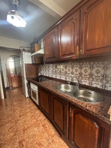 3 bedroom Flat for sale in Centro, Estepona - € 219,000 (Ref: 9975461)