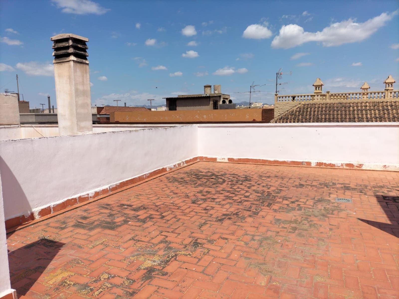 3 soveværelse Byhus til salg i Cox med garage - € 220.000 (Ref: 9115000)