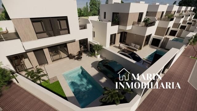 Chalet de 3 habitaciones en San Fulgencio en venta con piscina garaje - 355.000 € (Ref: 9186950)