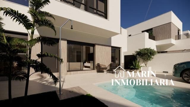 Chalet de 3 habitaciones en San Fulgencio en venta con piscina garaje - 355.000 € (Ref: 9186950)