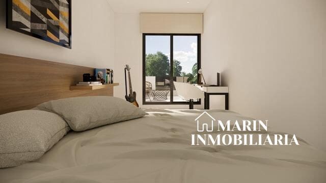 Chalet de 3 habitaciones en San Fulgencio en venta con piscina garaje - 355.000 € (Ref: 9186950)