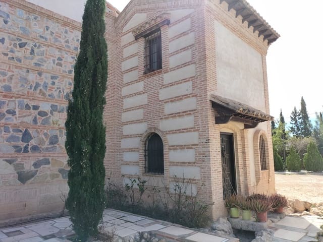 5 soveværelse Villa til salg i Crevillente / Crevillent - € 350.000 (Ref: 9186958)