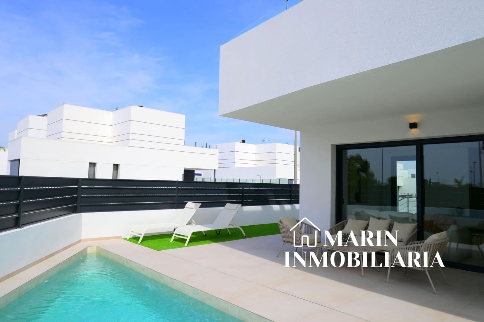 Chalet de 3 habitaciones en Dolores en venta con garaje - 459.000 € (Ref: 9204580)