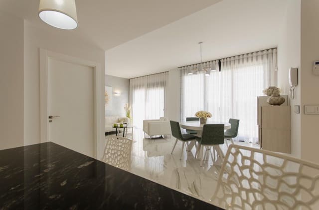 3 Zimmer Villa zu verkaufen in San Miguel de Salinas mit Pool Garage - 630.000 € (Ref: 9243025)