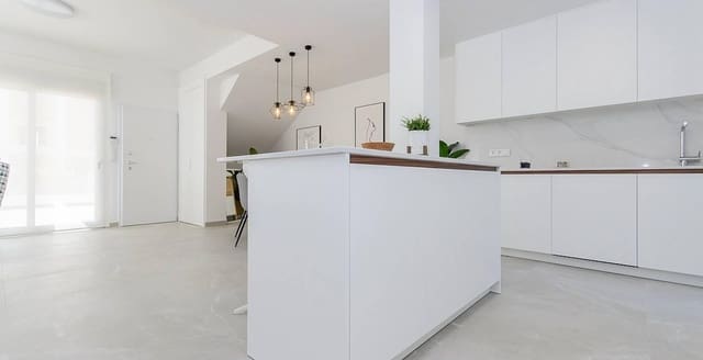 2 quarto Bungalow para venda em San Miguel de Salinas com piscina - 395 000 € (Ref: 9243026)