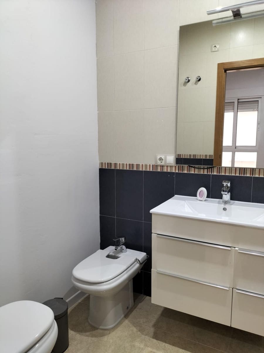 3 bedroom Flat for sale in Cox with garage - € 125,000 (Ref: 9308590)