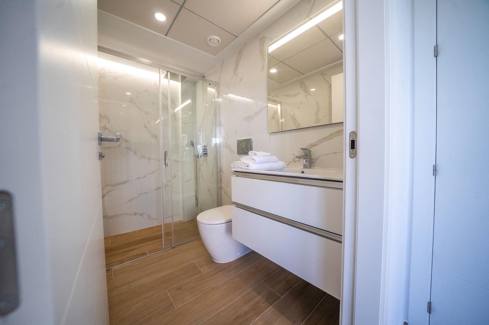 3 soveværelse Villa til salg i Algorfa med swimmingpool - € 465.000 (Ref: 9321967)