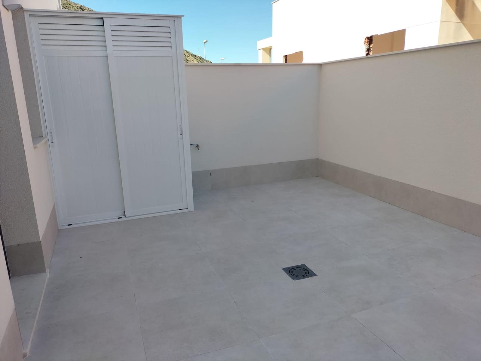 3 slaapkamer Appartement te koop in Cox met zwembad garage - € 244.000 (Ref: 9403478)