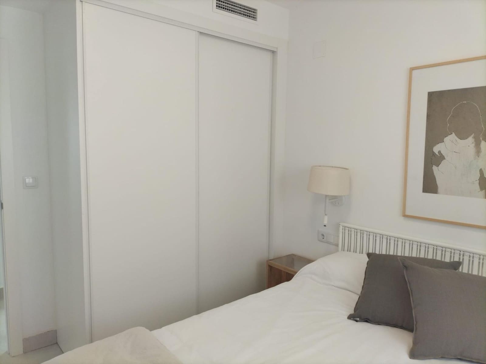 3 slaapkamer Appartement te koop in Cox met zwembad garage - € 255.000 (Ref: 9437198)