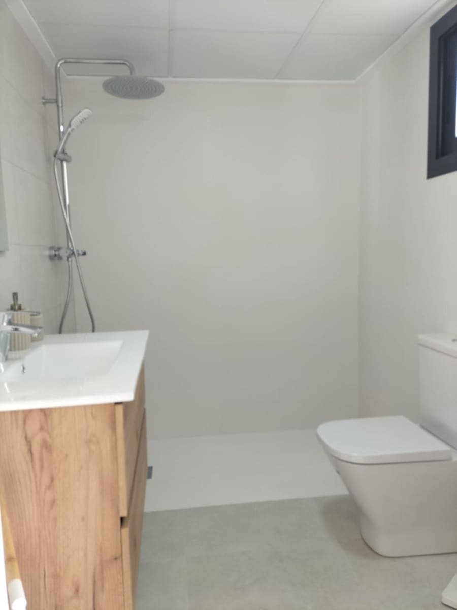 3 slaapkamer Appartement te koop in Cox met zwembad garage - € 255.000 (Ref: 9437198)