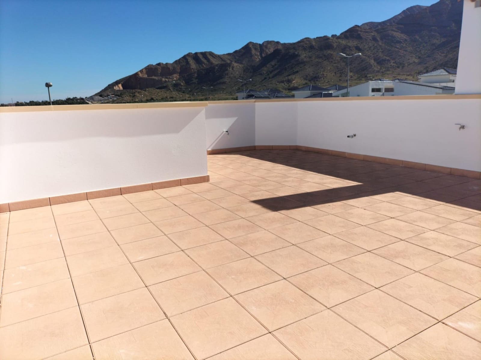 2 slaapkamer Bungalow te koop in Cox met zwembad - € 225.000 (Ref: 9437200)