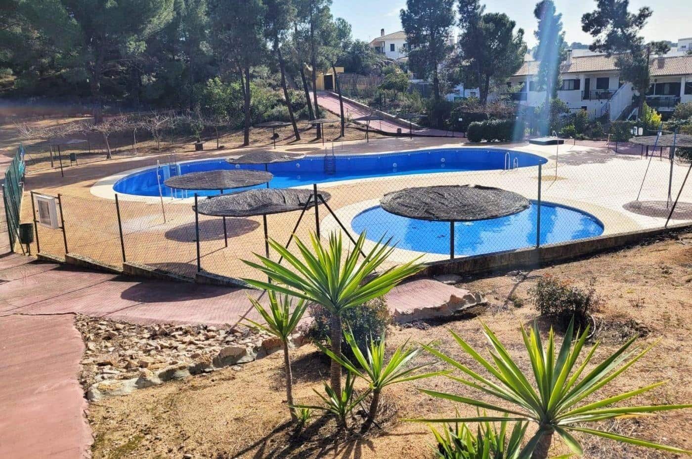 Bungalow de 3 habitaciones en Córdoba ciudad en venta con piscina garaje - 215.000 € (Ref: 9809124)