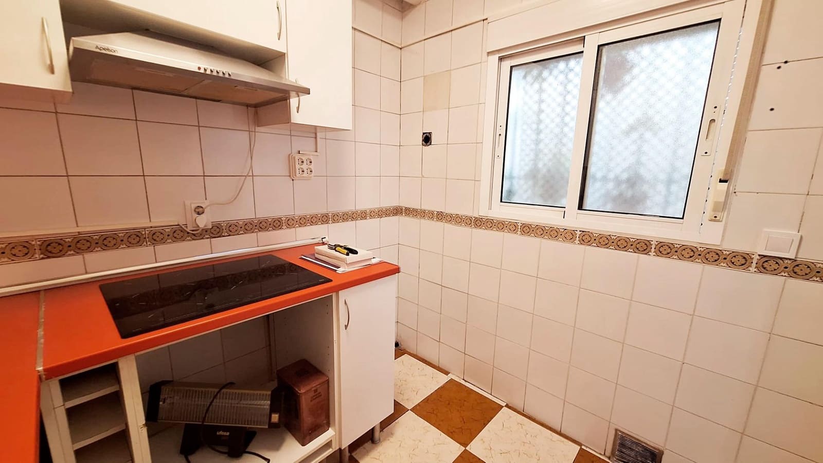 2 bedroom Flat for sale in Cordoba city with garage - € 119,900 (Ref: 9809125)