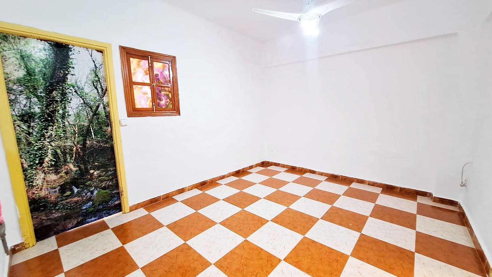 2 bedroom Flat for sale in Cordoba city with garage - € 119,900 (Ref: 9809125)