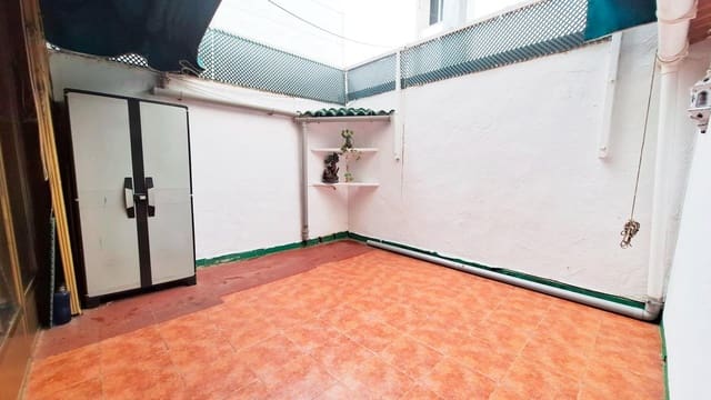 2 quarto Apartamento para venda em Ciudad Jardín, Córdova cidade com garagem - 119 900 € (Ref: 9809125)