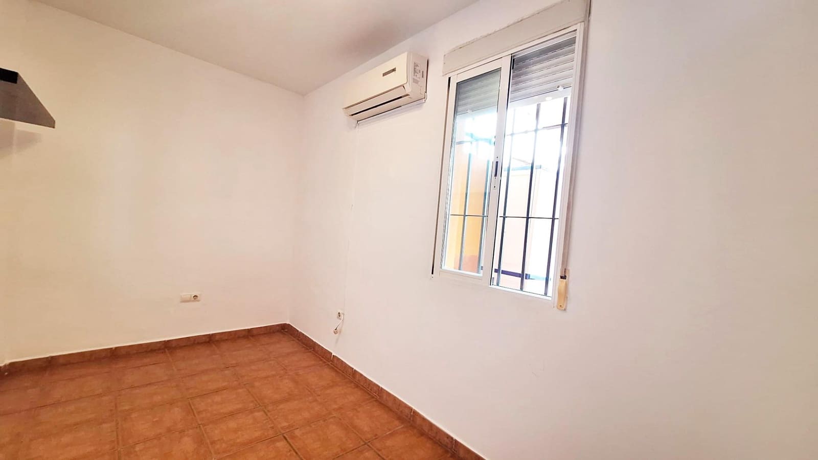 3 bedroom Penthouse for sale in Cordoba city - € 159,500 (Ref: 9809128)
