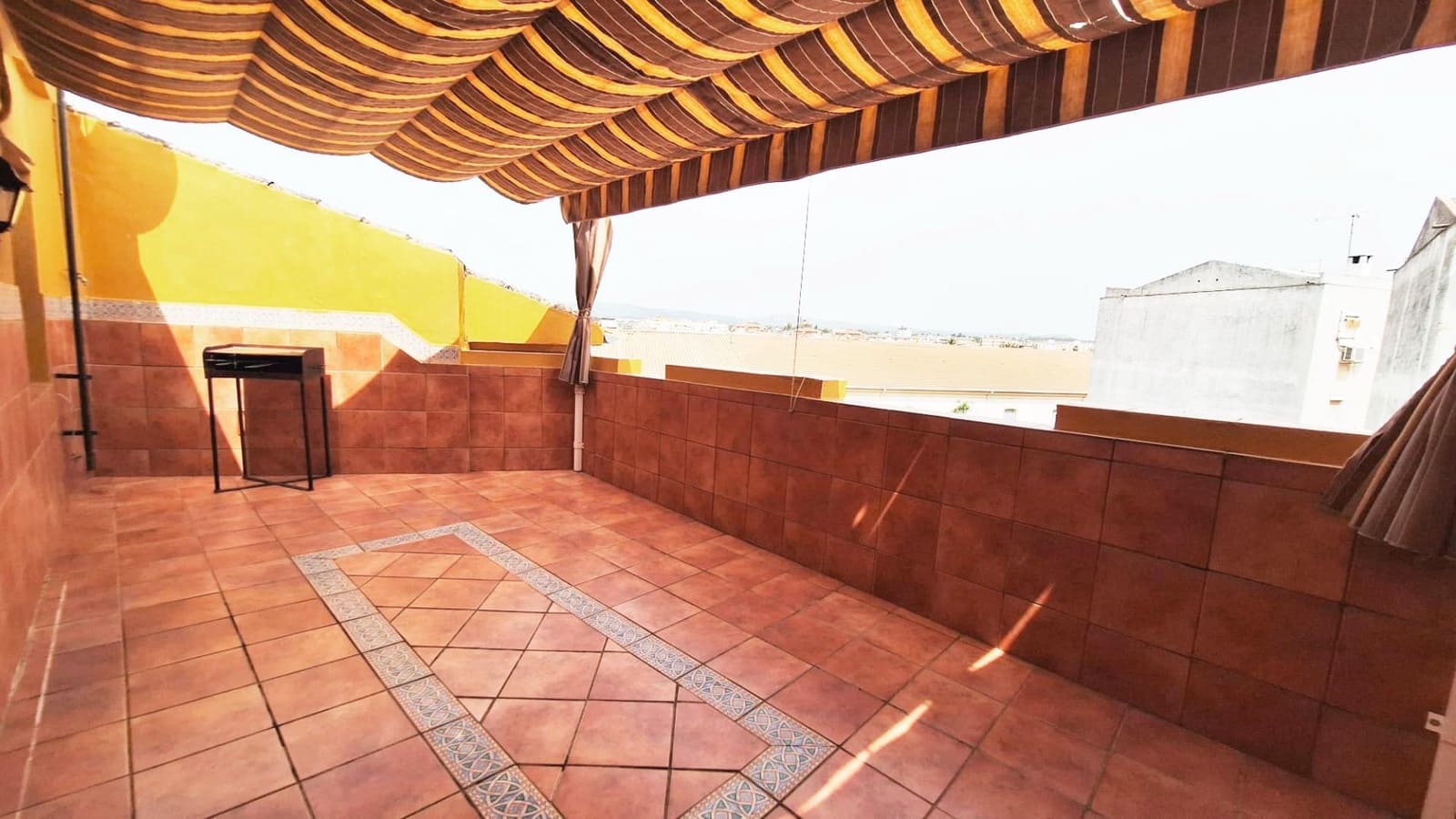 3 bedroom Penthouse for sale in Cordoba city - € 159,500 (Ref: 9809128)