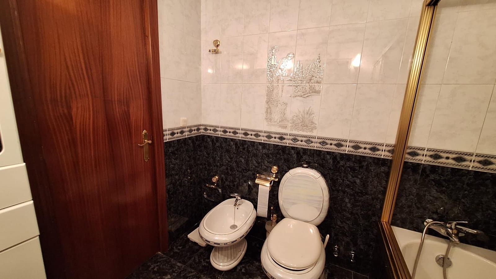 Casa de 3 habitaciones en Almodóvar del Río en venta con garaje - 124.900 € (Ref: 9809130)