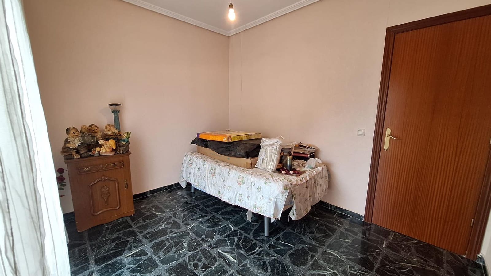 Casa de 3 habitaciones en Almodóvar del Río en venta con garaje - 124.900 € (Ref: 9809130)