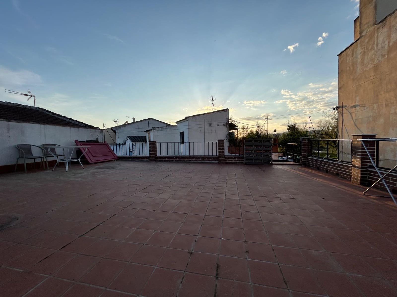 Casa de 3 habitaciones en Córdoba ciudad en venta - 127.000 € (Ref: 9809134)