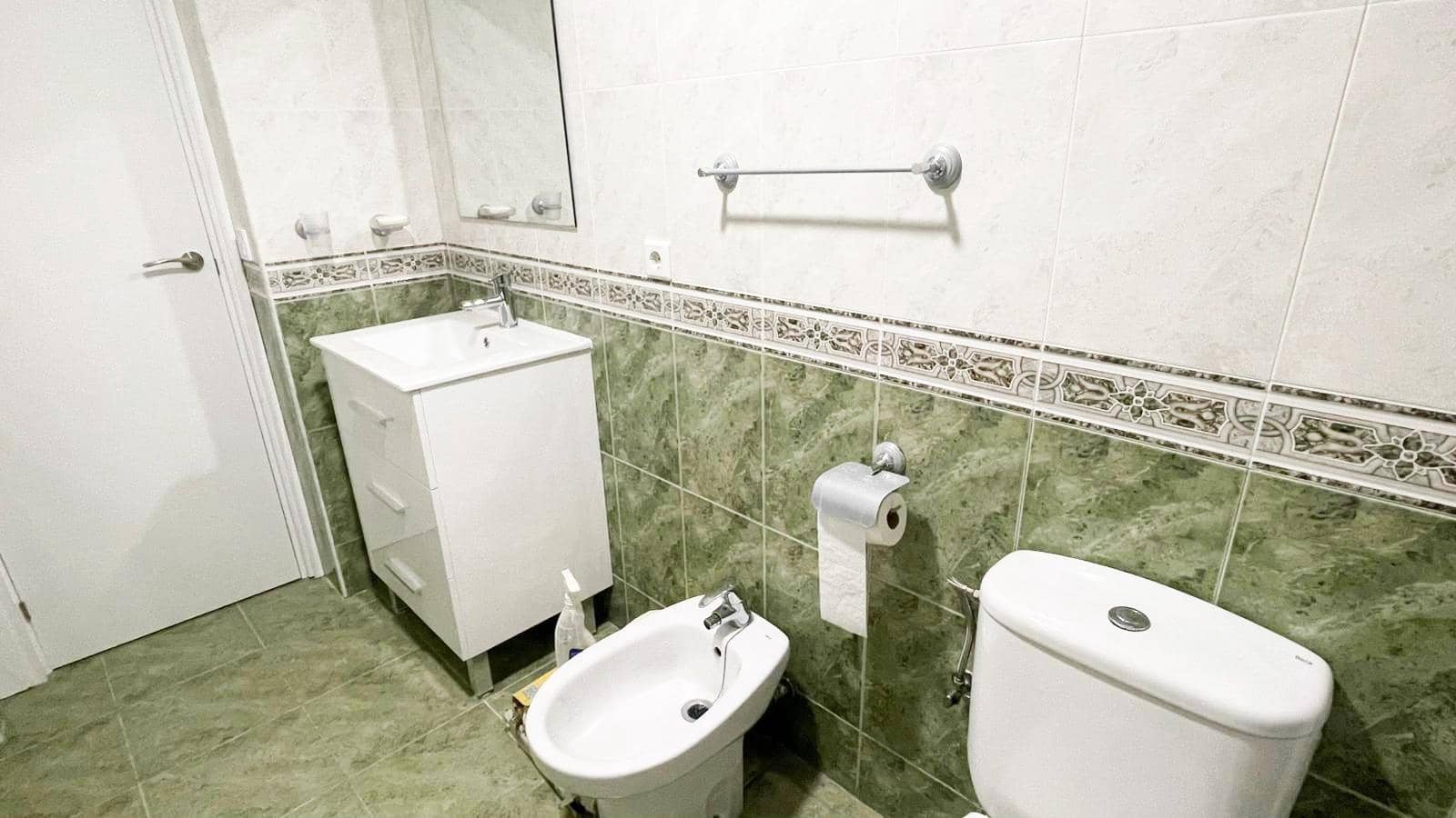 3 makuuhuone Asunto myytävänä paikassa Cordoba kaupunki - 179 900 € (Ref: 9809137)