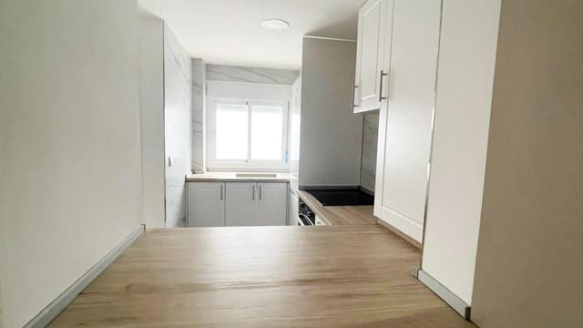 3 makuuhuone Asunto myytävänä paikassa Levante, Córdoba kaupunki - 179 900 € (Ref: 9809137)