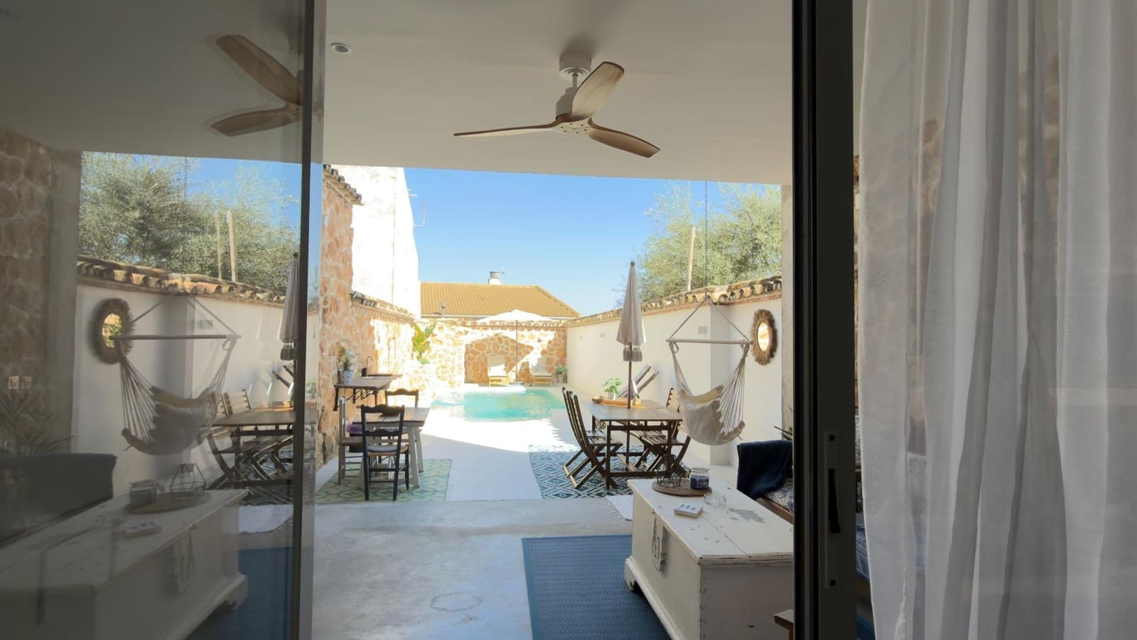 2 bedroom Townhouse for sale in Almodovar del Rio with pool garage - € 229,500 (Ref: 9809138)