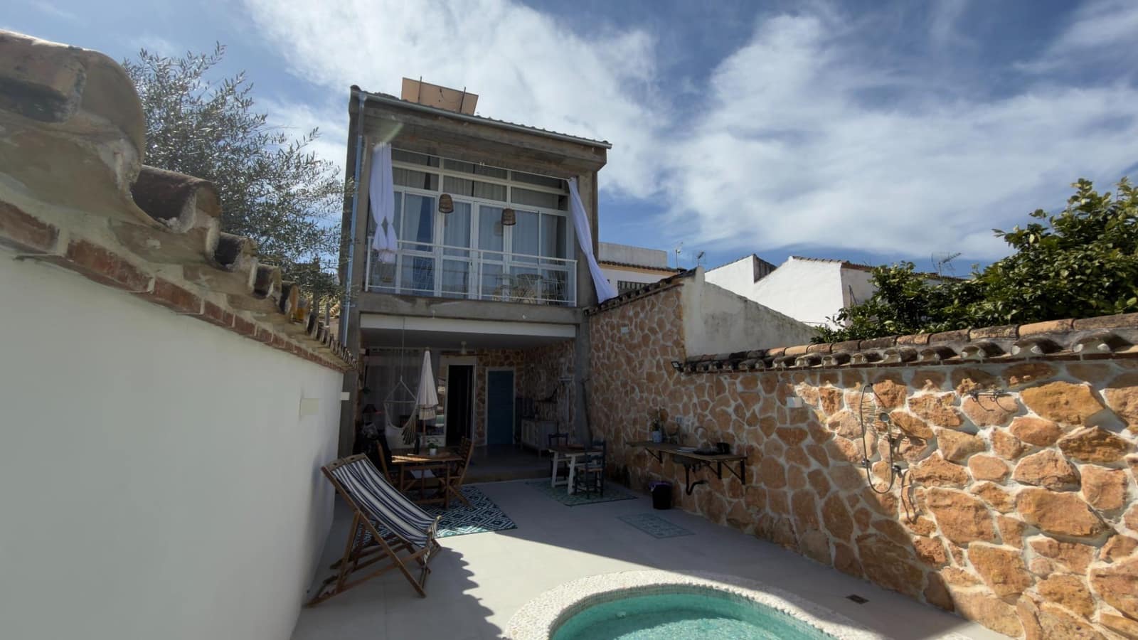 2 bedroom Townhouse for sale in Almodovar del Rio with pool garage - € 229,500 (Ref: 9809138)