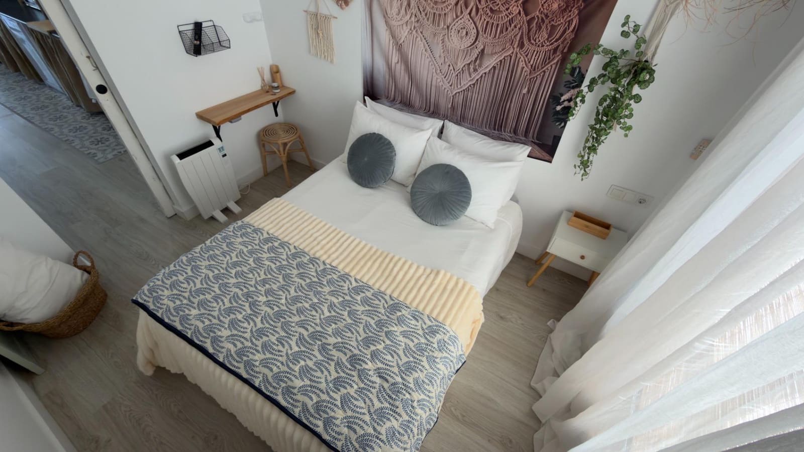 2 bedroom Townhouse for sale in Almodovar del Rio with pool garage - € 229,500 (Ref: 9809138)