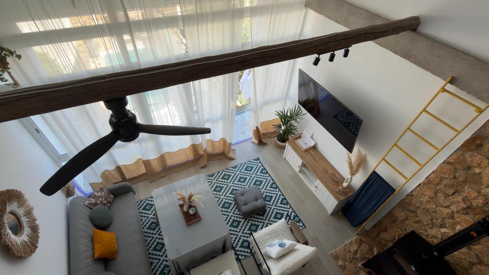 2 bedroom Townhouse for sale in Almodovar del Rio with pool garage - € 229,500 (Ref: 9809138)
