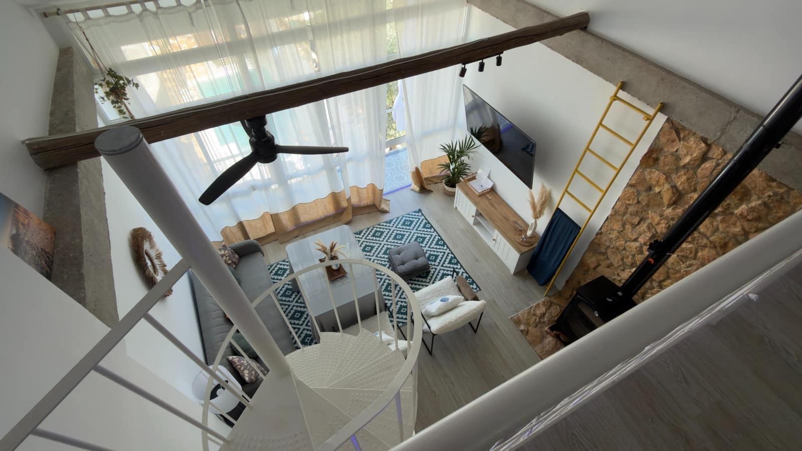 2 bedroom Townhouse for sale in Almodovar del Rio with pool garage - € 229,500 (Ref: 9809138)