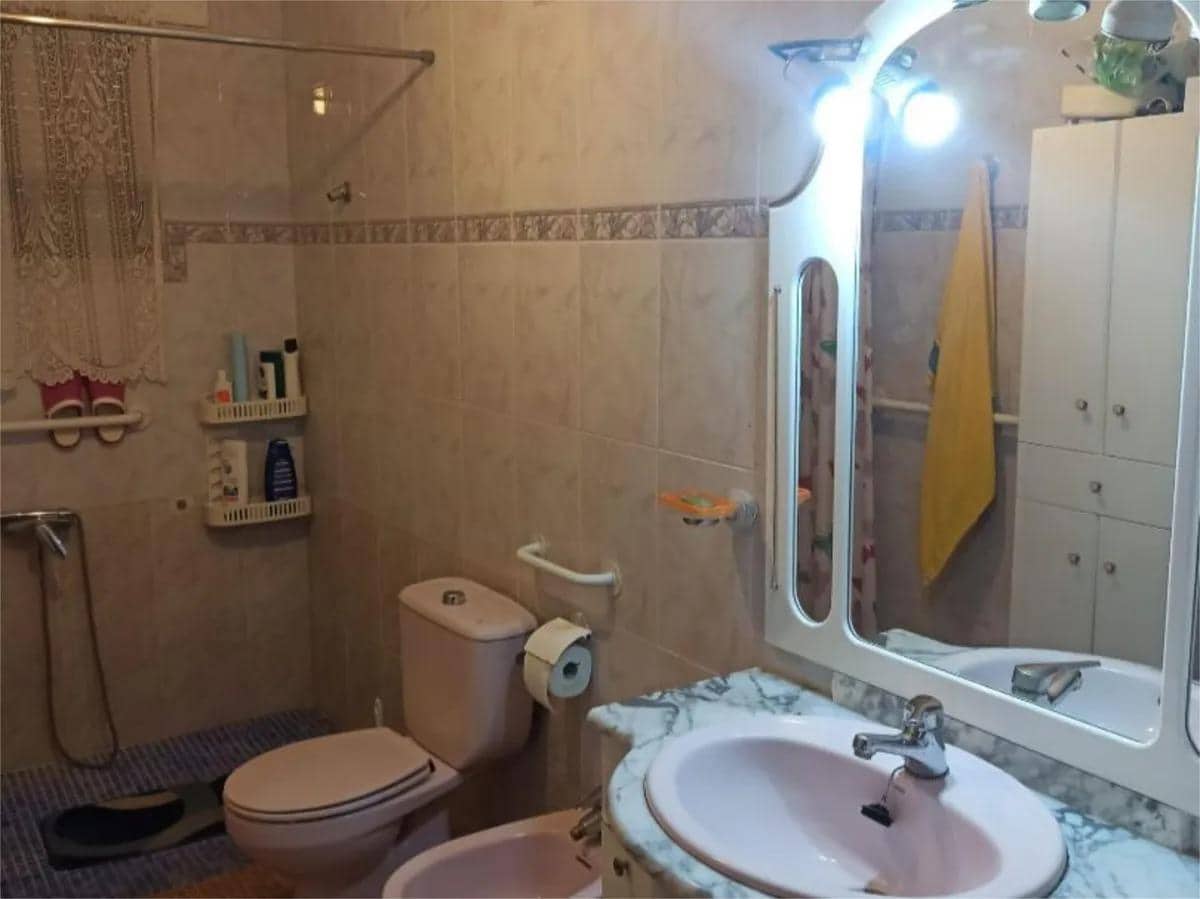 7 sovrum Hus till salu i San Sebastian de los Ballesteros med garage - 148 000 € (Ref: 9809139)