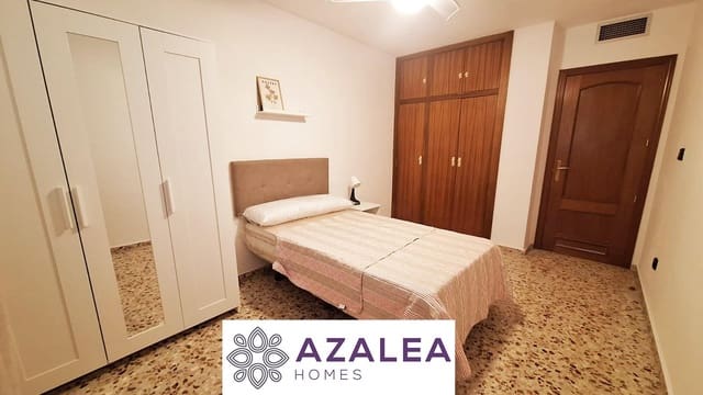 3 makuuhuone Asunto vuokrattavana paikassa Córdoba kaupunki - 790 € (Ref: 9809140)