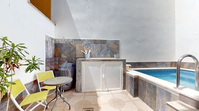 3 sovrum Radhus till salu i Córdoba stad med pool garage - 350 000 € (Ref: 9809141)